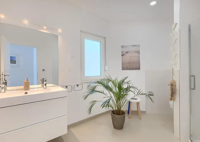 Βίλα Senza Nome *